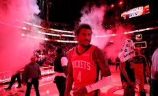 开云体育下载-火箭队球员集体庆祝胜利，备战下一场的简单介绍