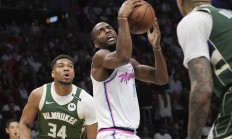 开云体育app-雄鹿近期战绩上升，状态火热