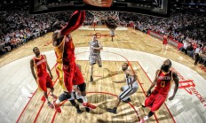 开云下载-征服者的两种语法，从佛罗伦萨踏平墨西哥到布鲁诺的抢七之夜