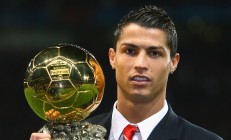 开云体育平台APP-震撼世界羽坛的唯一性胜利，当马来西亚队碾压德国队，郑思维扛起的是整个民族的期望