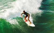 开云体育平台APP-雨中神迹，三笘薰的19秒里程碑与一个时代的破晓