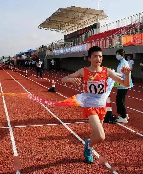 奋勇拼搏，瑞士代表队勇夺金牌的简单介绍