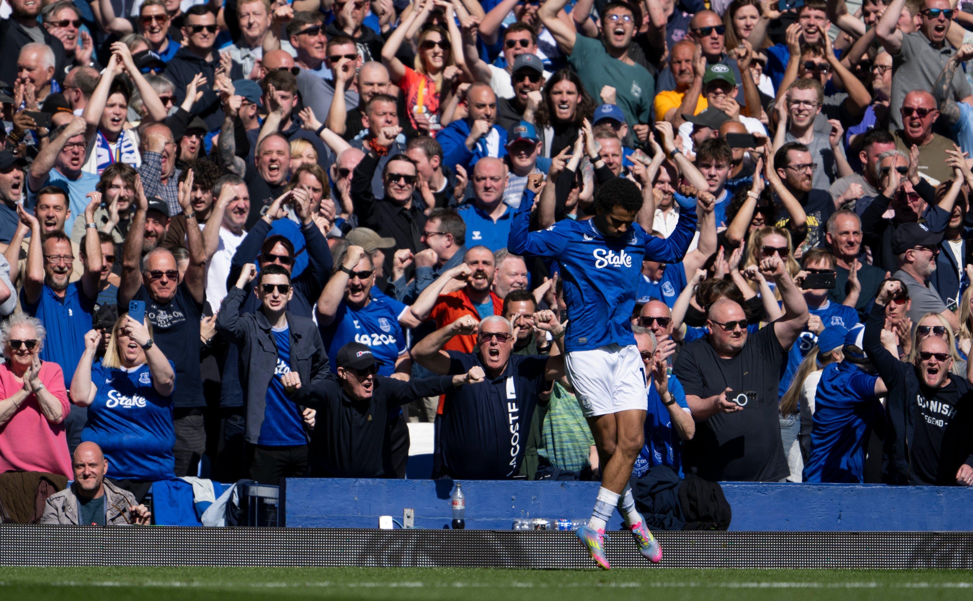 阿森纳队员备战下一轮英式足球比赛