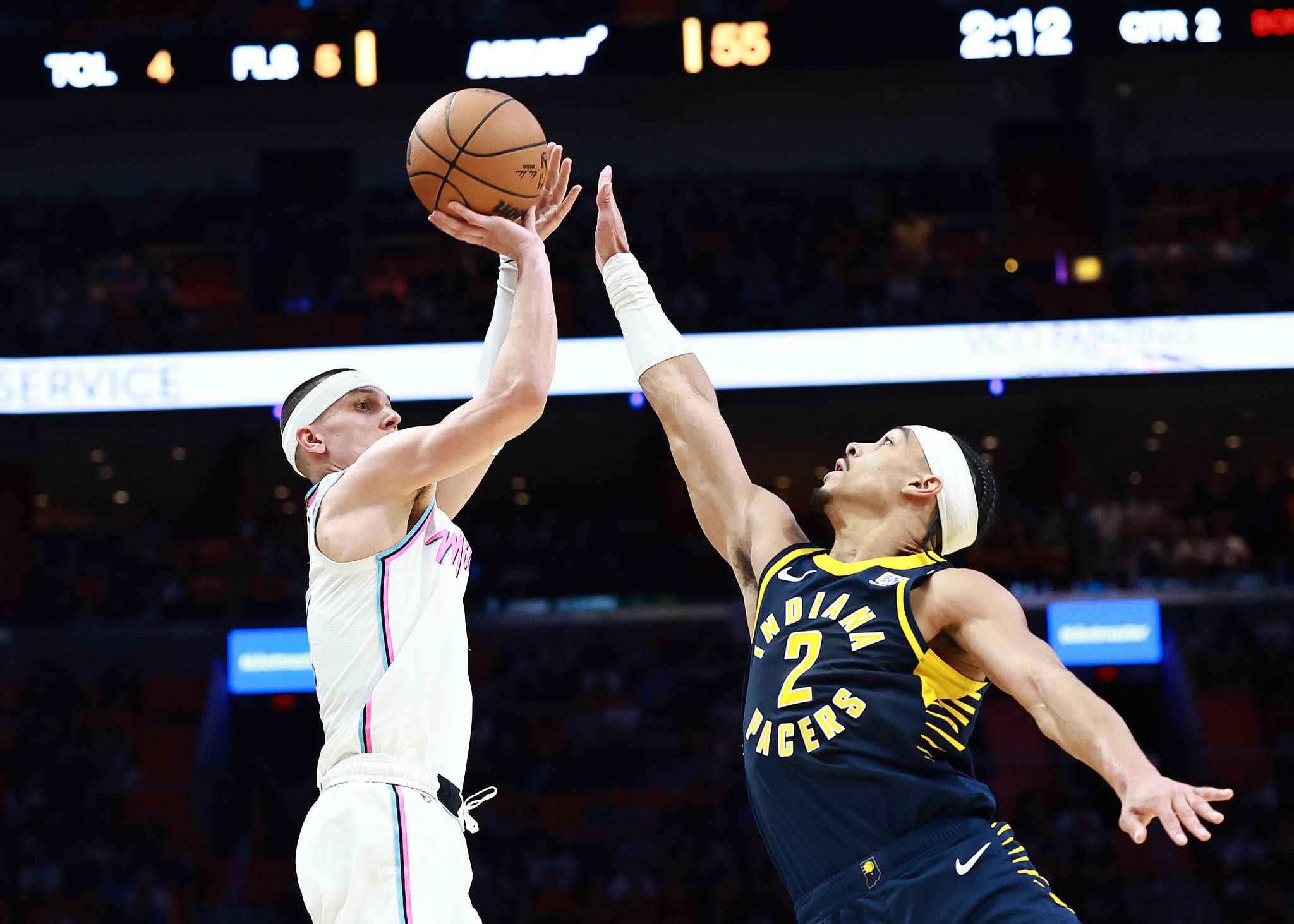 热火客场大胜步行者