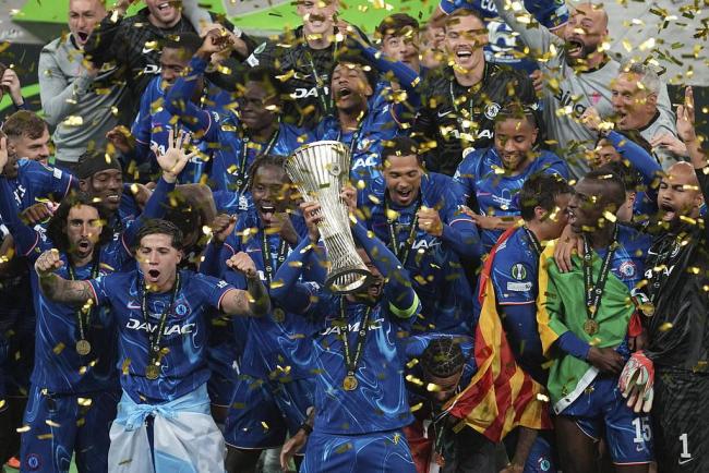 包含切尔西主场逆转，豪取三分继续追赶领头羊的词条