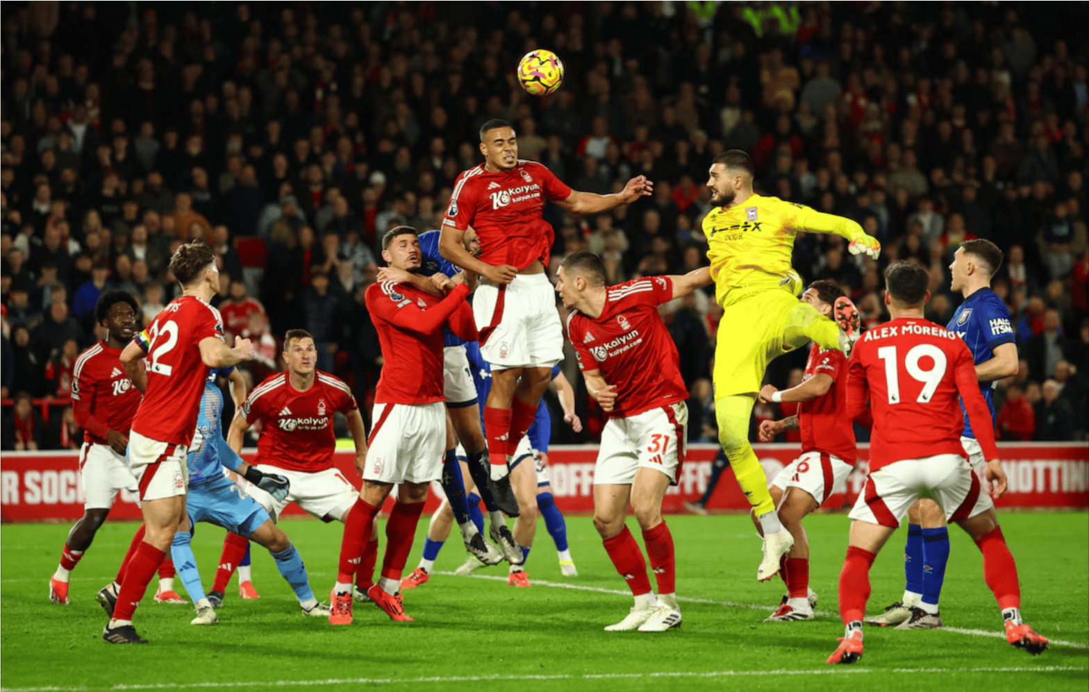 重返巅峰!欧洲国家足球团体赛争夺 重返巅峰!欧洲国家足球团体赛争夺