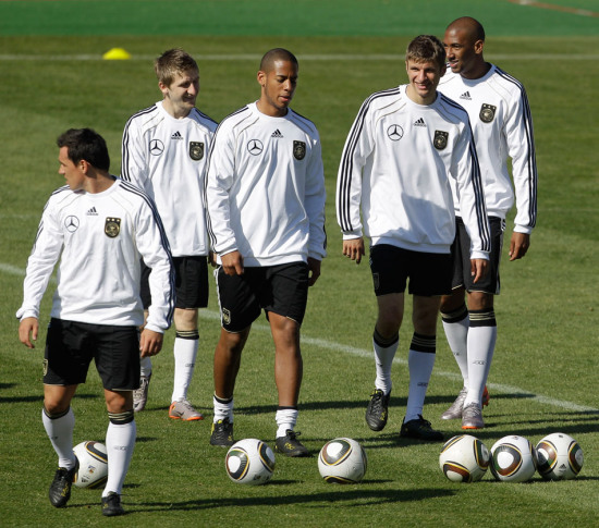 包含南非选手备战积极进取，备战表现被看好的词条