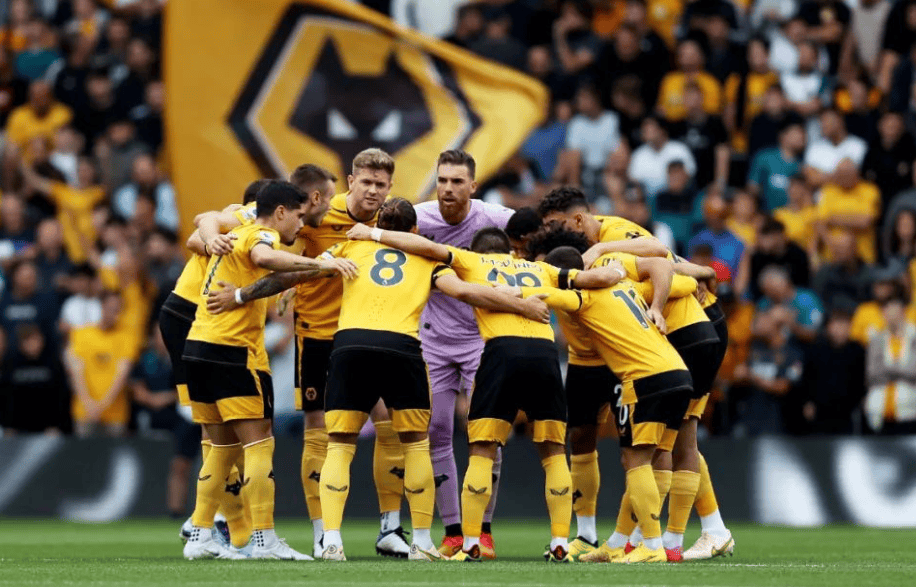 狼队客场击败西汉姆联，跻身前列