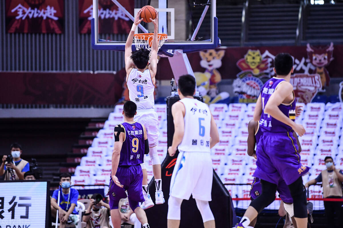 关于四川再胜北控,追赶争夺季后赛资格的信息 关于四川再胜北控,追赶争夺季后赛资格的信息