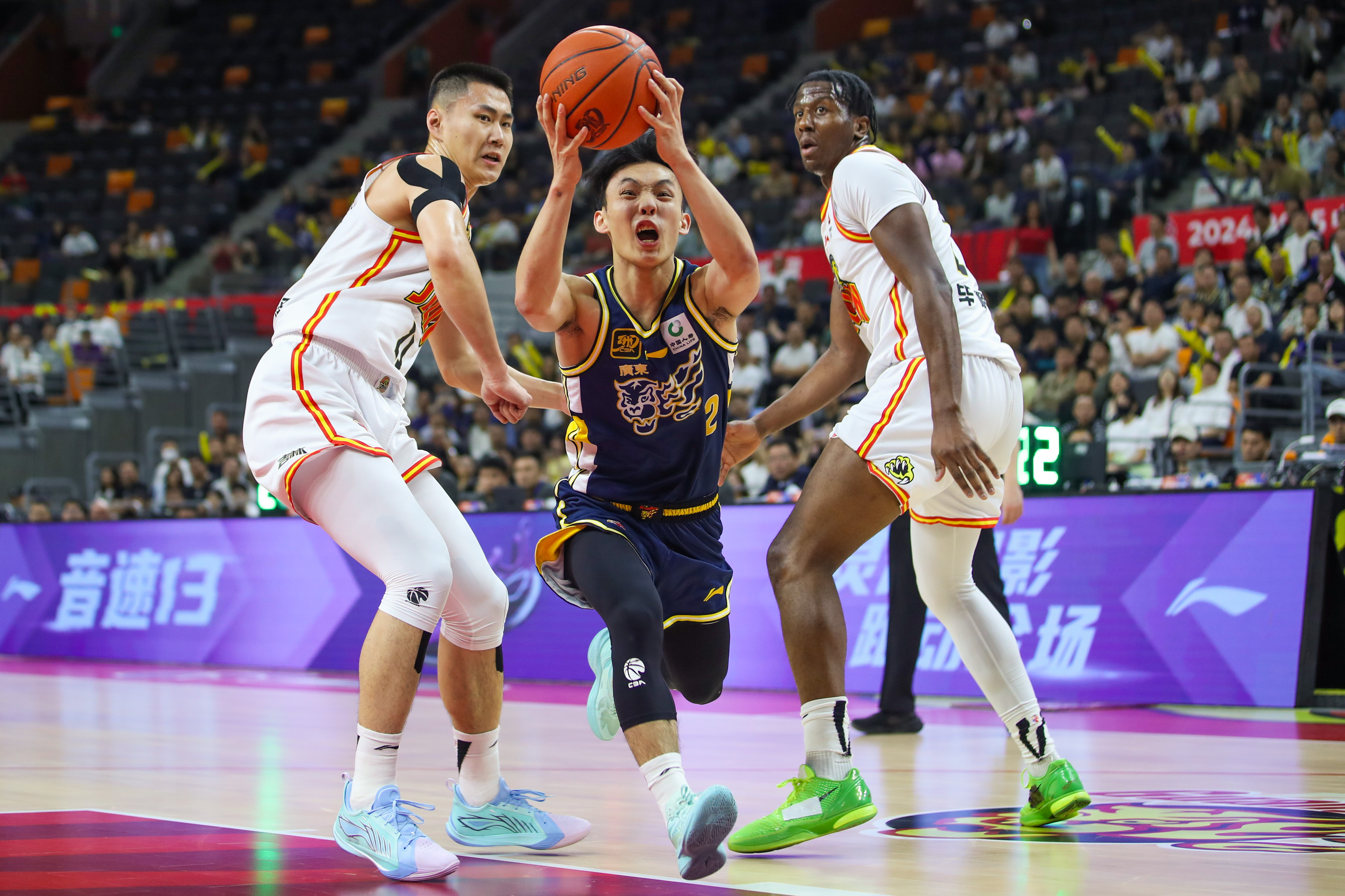 投篮大赛即将揭幕，看谁能力压群雄