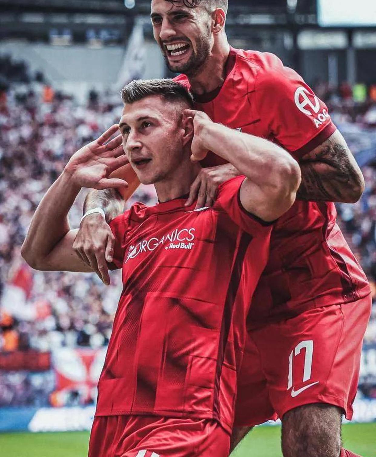 德国翻盘莱比锡红牛，法比尼奥刷新纪录的简单介绍