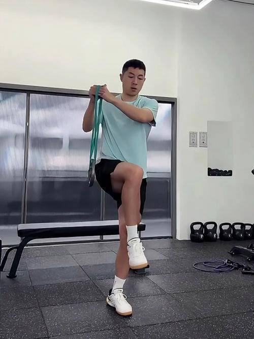 波兰队完胜瑞典队,许昕点燃赛场 波兰队完胜瑞典队,许昕点燃赛场